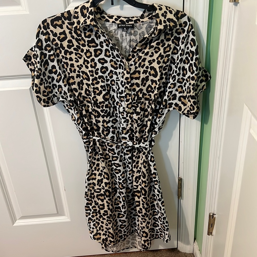 Style envy size medium cheetah dress
